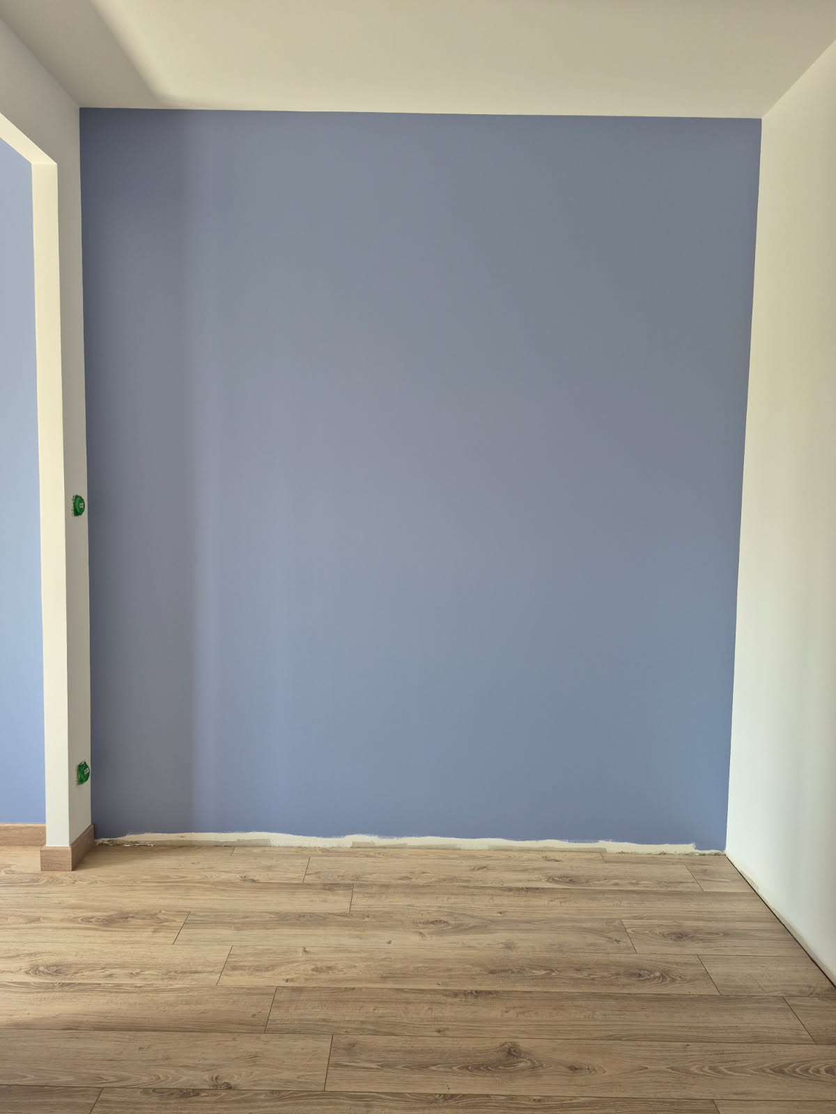 Chambre mur bleu parquet — GCTF Peinture