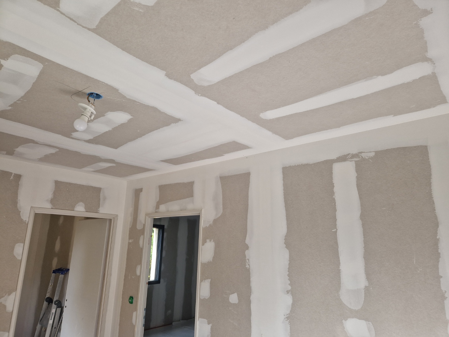Preparation plafond joints — GCTF Peinture